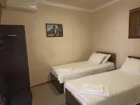 Oqsaroy Samarkand Guest House - Bed and Breakfasts