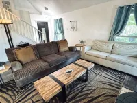 Dog-Friendly Keller Home: Fenced Yard, Game Nights, Near DFW & at&T Stadium Hotels in Keller