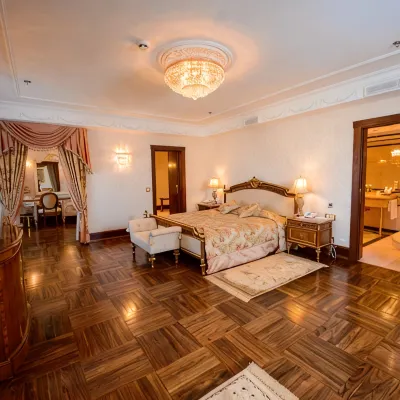 โรงแรมแอมบาสเดอร์ โรงแรมใกล้ไอซ์ พาเลซ