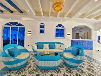 D'KRONOS HOTEL & RESORT