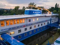 Botel Racek Hotels near Prague 12