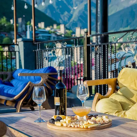 Hotel Mestia Inn