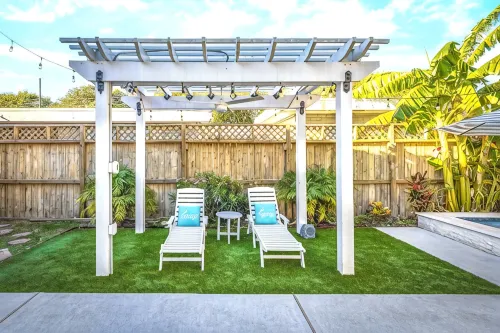 Summerwind: Award Winner! Pool, Firepit & 3 Blocks to Beach - Private Pools
