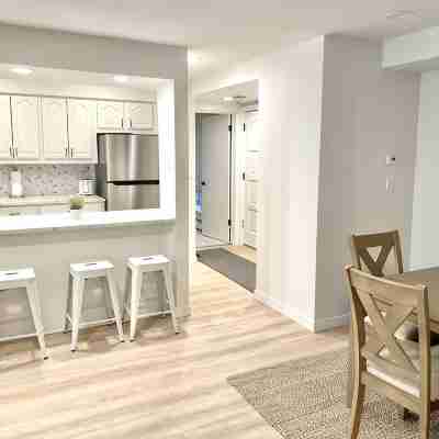 REMODELED 2-bedroom condo in Vail - new listing Others