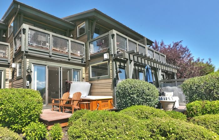Luxury 2Br Park City Retreat with Mountain & Preserve Views & Saltwater Hot Tub