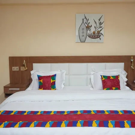 Rhogem Hotel