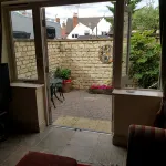 4 Star Cotswold Stone Cottage - جاكوزي
