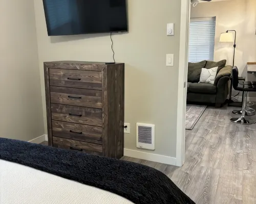 New apartment on Main Street in Mackay Hotels in Custer County
