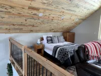 Big Hole Valley cabin near river access