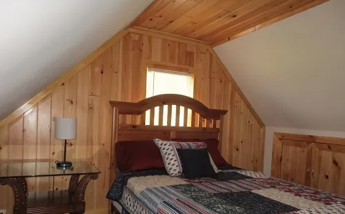 Recently Renovated 3 BR (Jewel) in the Heart of Finger Lakes