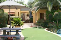 Jubilee Lodge Guest House - parking