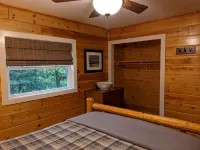 Private lakefront cabin on beautiful Munuscong Bay - Hytter
