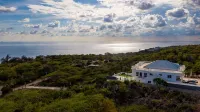 Coral Bay Chateau - Luxury Villa in Treasure Beach โรงแรมใน