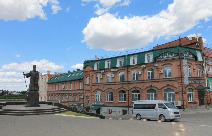 U Kremlya
