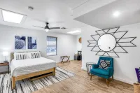 Phoenix Desert Retreat-Family-friendly, 3 beds, Pool, AC, and WIFI - Gym