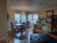 Cozy, Convenient, and Quiet - Bungalows