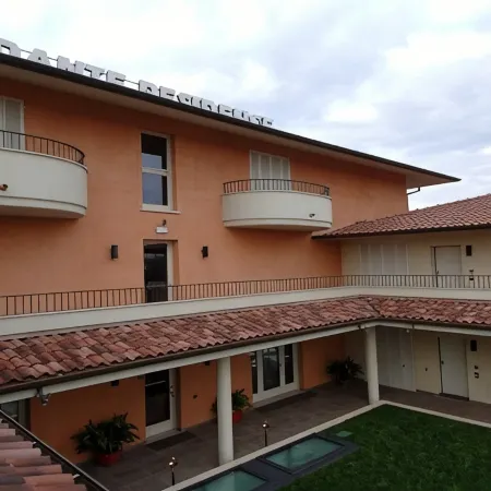 Dante Residence Apartment 1