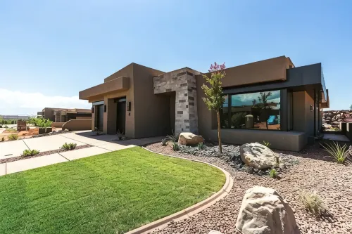 *New Owner Special* Stunning Luxury Home near Tuacahn and Snow Canyon