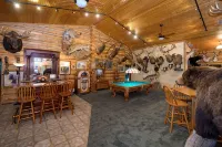 Secluded & Spacious Log Cabin Lodge Located in Western Nebraska - Pet-Friendly! - Træningscentre