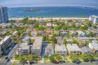 LUXURIOUS CRAFTSMAN HOME 3-BLOCKS AWAY FROM BEACH - บังกะโล