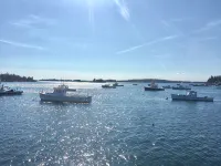 Sea SparkleSunny Coastal Cottage with Artist Studio and Panoramic Ocean Views Hotels in Saint George