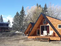 埃爾克卡夫山-冰川國家公園大本營,配有熱水浴缸A字木屋! 科勒姆住宿飯店