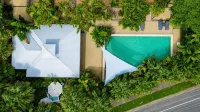 Trinity Beach Club Holiday Apartments - Beach