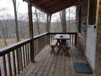 Affordable cabin near Raystown Lake, minutes from Seven Points & Allegrippas Tr