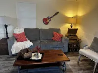 Newly Renovated, Music-Themed Mobile Home! Pet-Friendly! 2 Minutes from I-40! - 3-Star