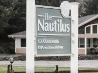 Beach Please!  Full Cozy Condo In Ocean Shores with Private Deck - Homestays