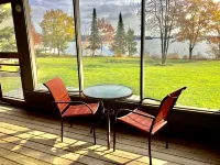 Brickyard Lakeside Retreat - Wi-Fi