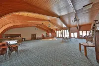 Mountain Condo on Bus Line, Walkable to Downtown. - 4-Star