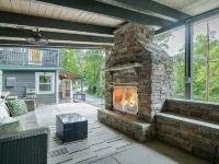 PENN STATE Country Creek Cottage w/ Hot Tub - ON Spring Creek and 7 miles to PSU Hotels in Benner Township