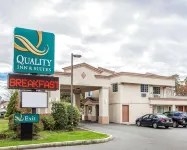 Hibiscus Inn & Suites