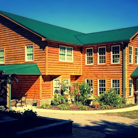 Great for family vacations, weddings, And Church retreats.