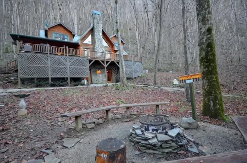 Cabin on Nantahala River! Dog-Friendly