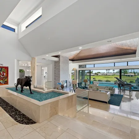 Newly Remodeled 4,400 Square Foot Modern design with Pool and Spa065893