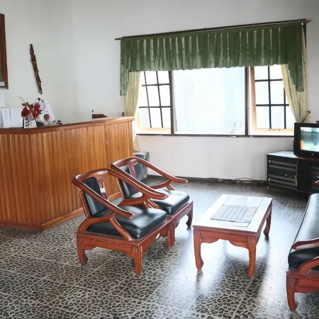 Tunjung Nyaho Guest House ( Tng )