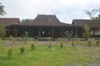 Omah Kloewoeng Resort Kaliurang