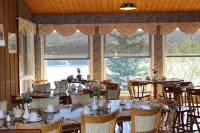 Duck Cove Inn