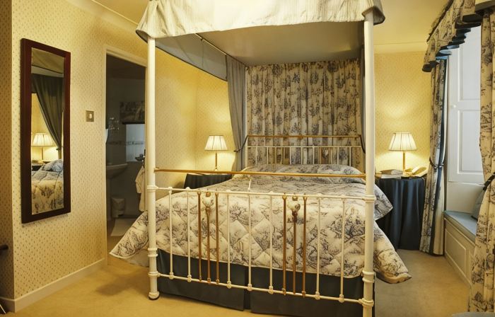 Bishopsgate House Hotel