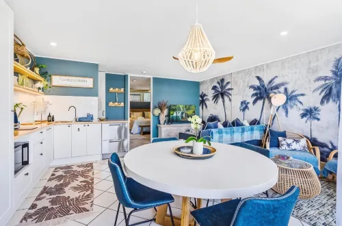 Hi Ho Beach Apartments on Broadbeach - Beach