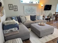 NW Retreat, Convenient 3 Block Walk to Main Street