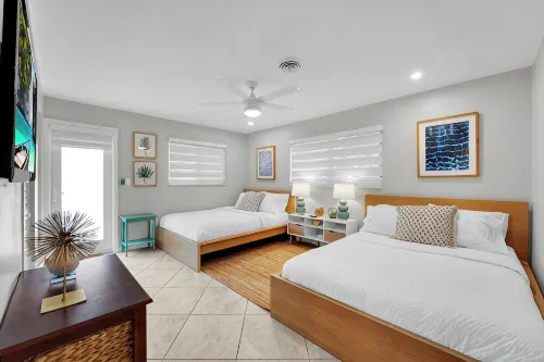 Surfside Beach House + Steps to sand & free parking! - 4-Star