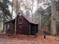 3 charming cottages sleeping 14 on an ocean cove, 21-acre forest property