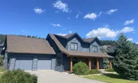 Spacious & Cozy House Big Sky Meadows w/ Hot Tub!  Perfect for Family Getaway - gimnasio