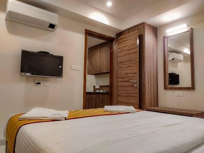RR Mount Elite Suites