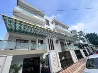 Hotel Aman Residency - parking