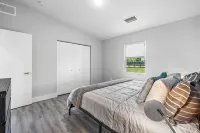 Beautiful Home Close to Beach and Atlantic Ave. Jacuzzi, Plunge Pool! - Træningscentre
