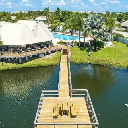 POSHPADZ-Sandpiper Villa Walk to Jupiter Beach-Bella Vista